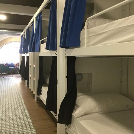 R4Hostel Vigo Eksteriør billede